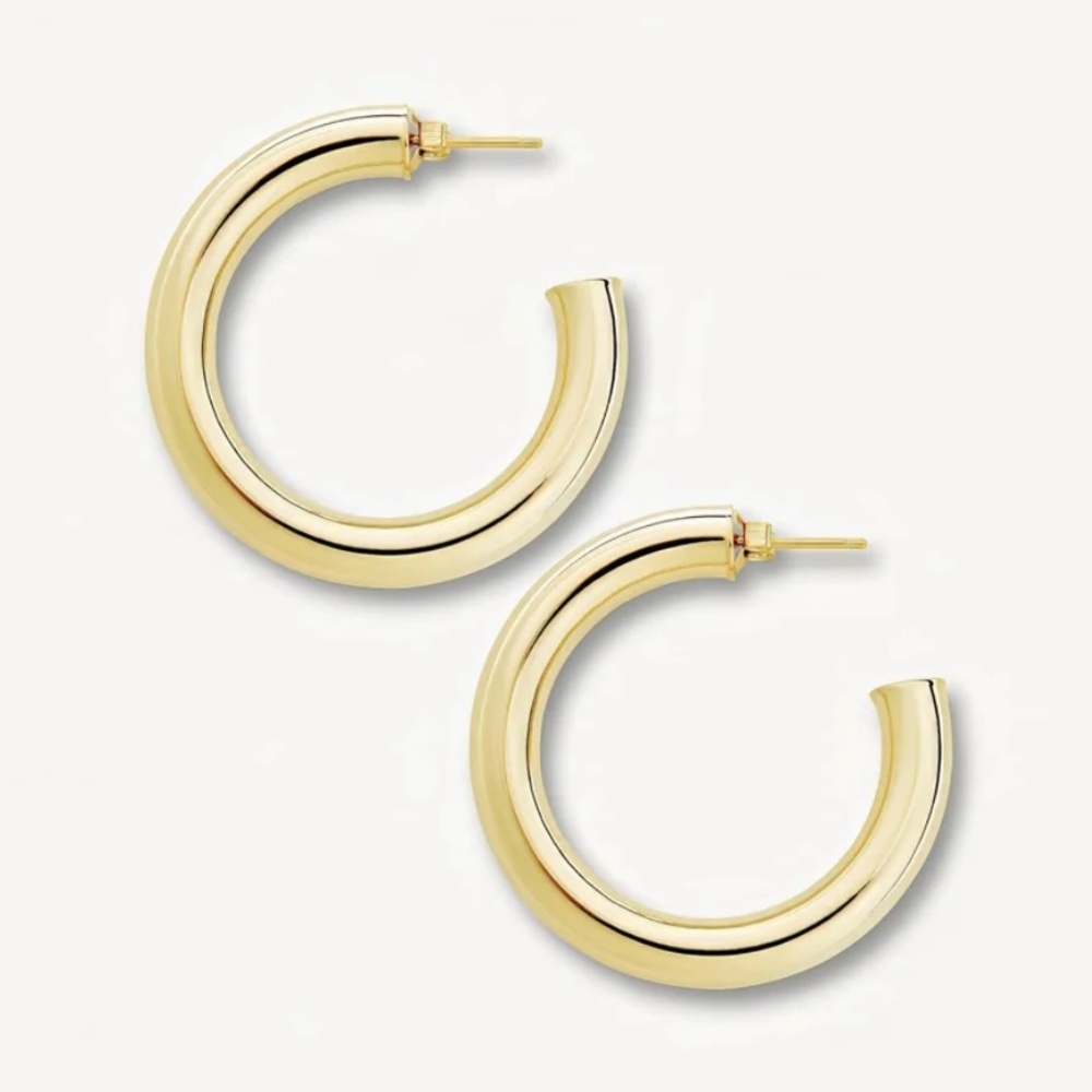 1.5in Gold Hoop Earrings